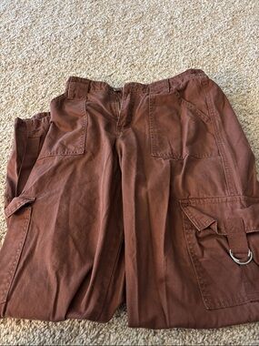 No Boundaries Brown Cargo Pants with D-Ring Detail - size 0/2 Wide Leg